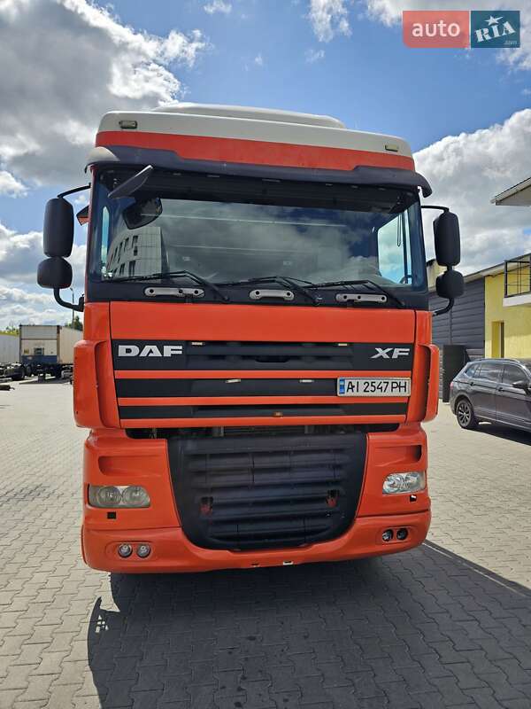 Тягач DAF XF 105 2007 в Вишневому