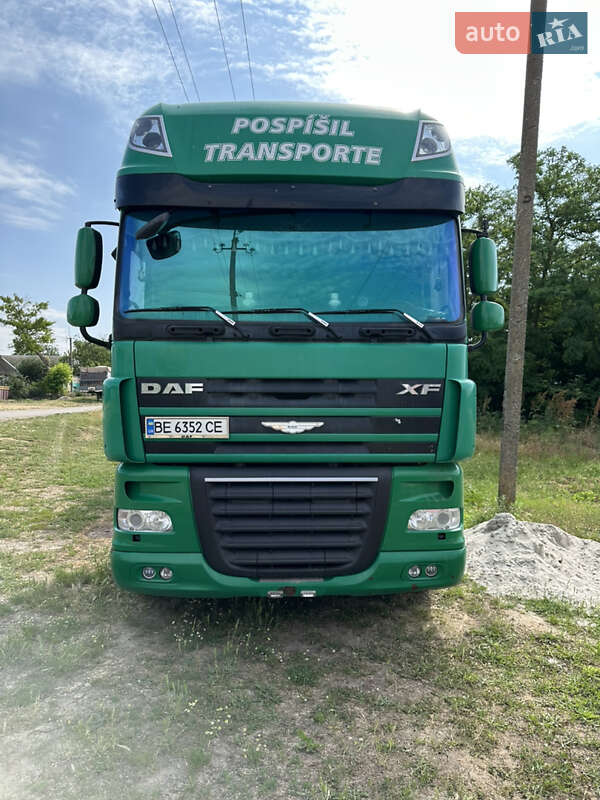 Тягач DAF XF 105 2013 в Березанке