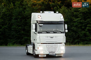 Тягач DAF XF 105 2009 в Черновцах