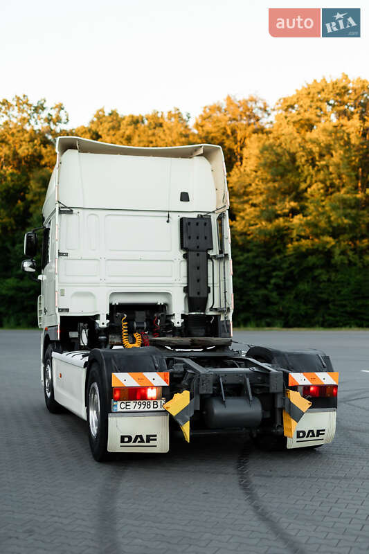 Тягач DAF XF 105 2009 в Черновцах