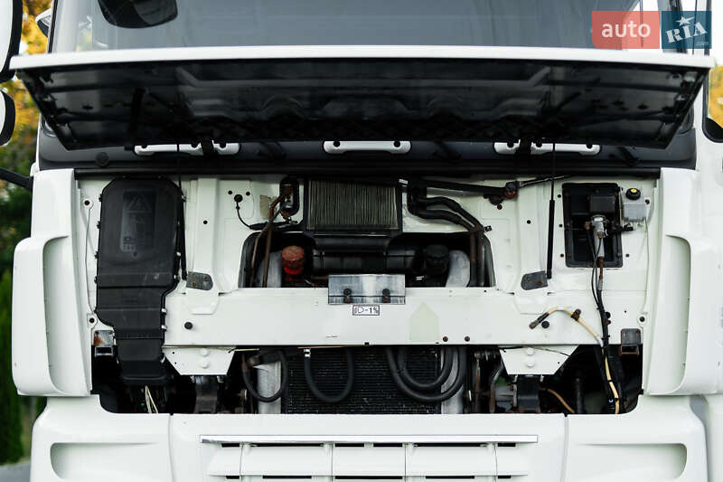 Тягач DAF XF 105 2009 в Черновцах