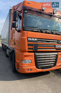 Тягач DAF XF 105 2006 в 