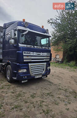 Тягач DAF XF 105 2008 в Литине