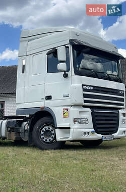 Тягач DAF XF 105 2011 в 