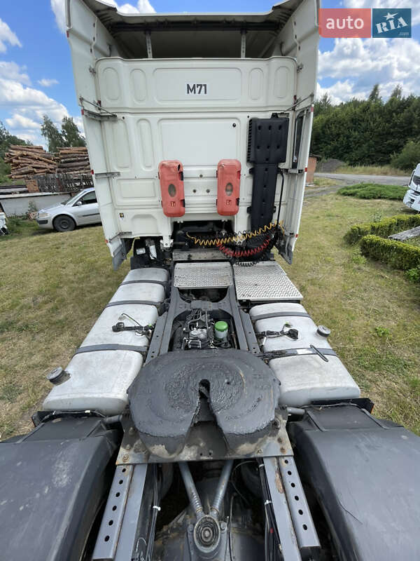 Тягач DAF XF 105 2011 в Полонному