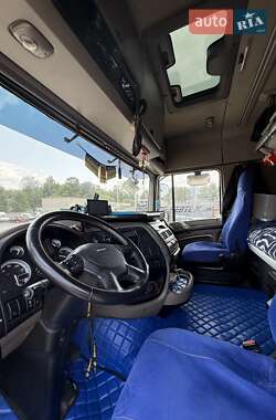 Тягач DAF XF 105 2011 в 