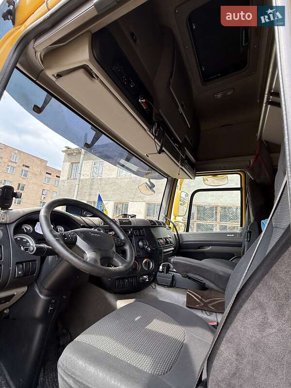 Тягач DAF XF 105 2012 в Тернополе