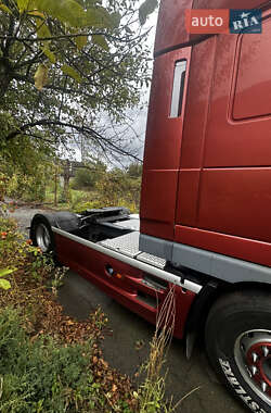 Тентованый DAF XF 105 2010 в 