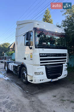 Тягач DAF XF 105 2012 в 