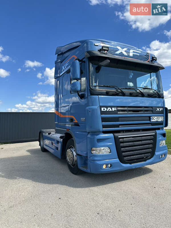 Тягач DAF XF 105 2012 в Рава-Руській
