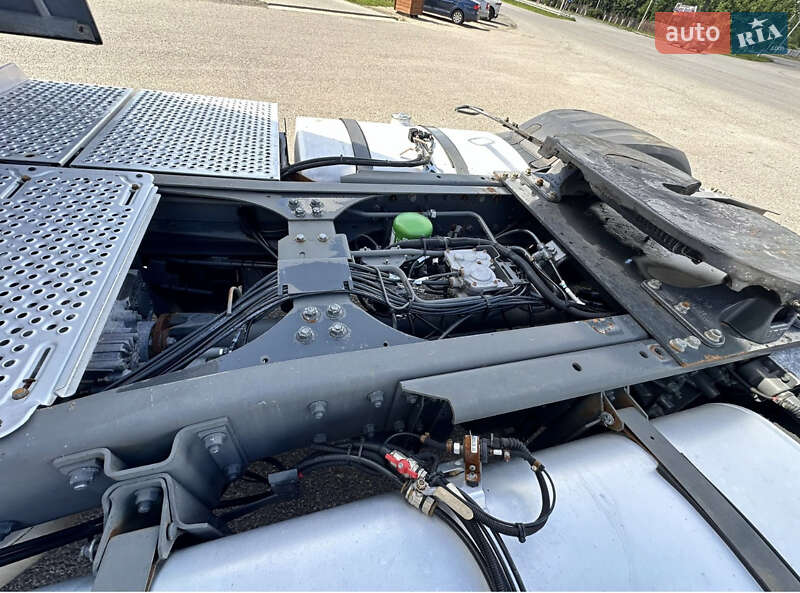 Тягач DAF XF 105 2013 в Ровно