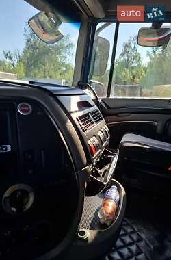 Тягач DAF XF 105 2008 в 
