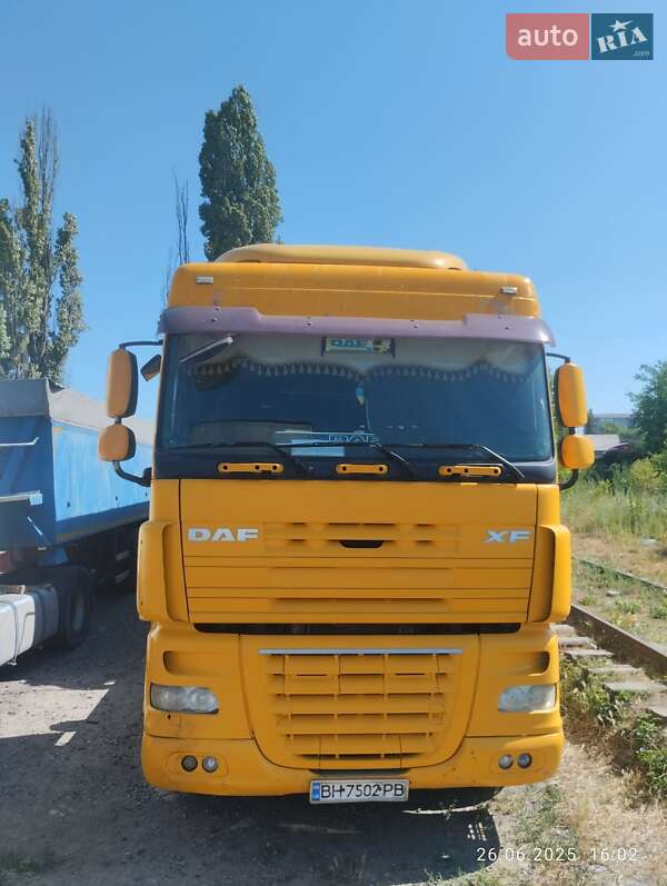 Тягач DAF XF 105 2008 в 
