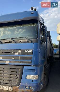 Зерновоз DAF XF 105 2007 в 