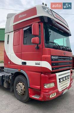 Тягач DAF XF 105 2011 в 