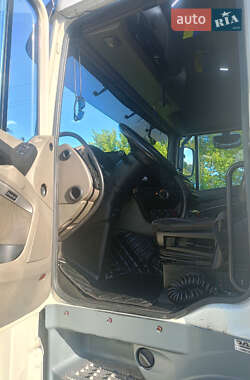 Тягач DAF XF 105 2012 в 