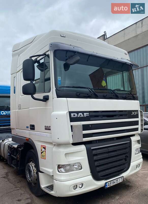 Тягач DAF XF 105 2013 в 