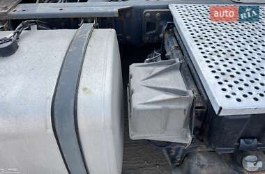Тягач DAF XF 105 2012 в 