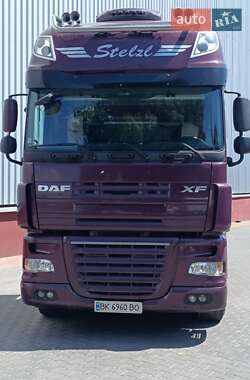 Тягач DAF XF 105 2011 в Ровно