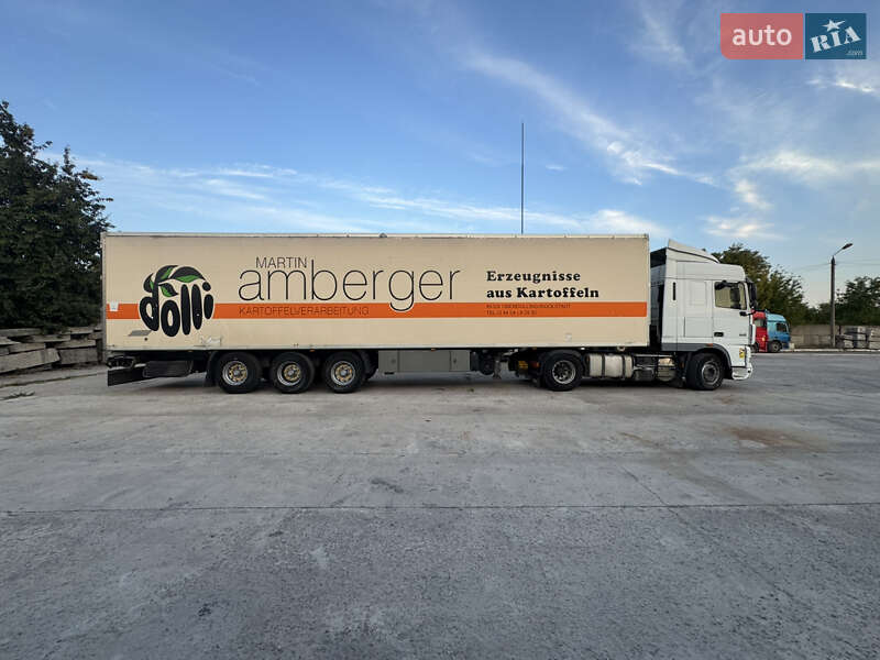 Тягач DAF XF 105 2011 в Днепре
