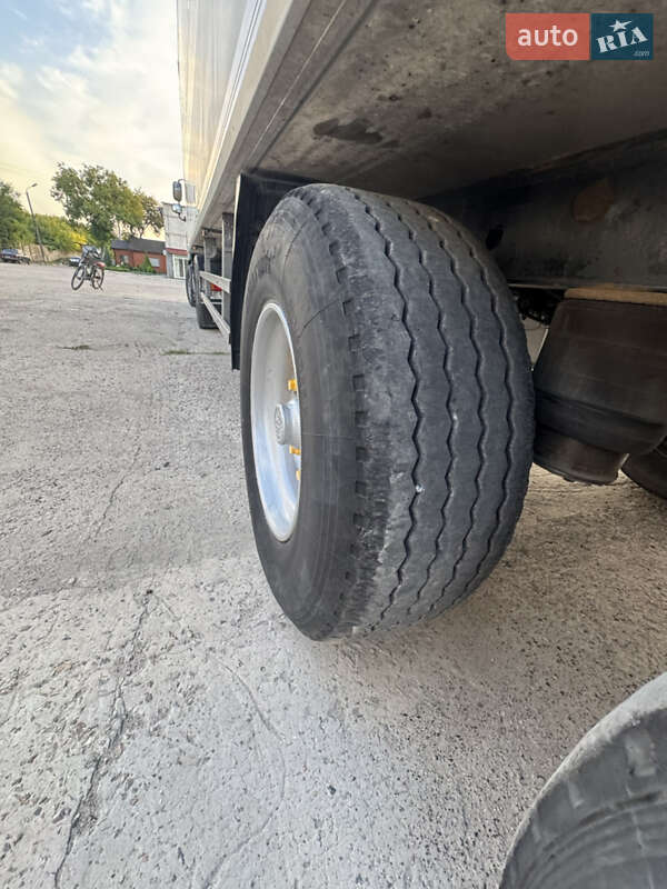 Тягач DAF XF 105 2011 в Днепре