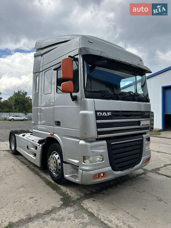 Тягач DAF XF 105 2011 в Луцке