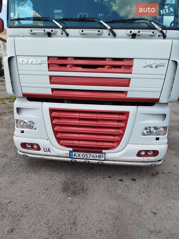 Тягач DAF XF 105 2011 в Харькове