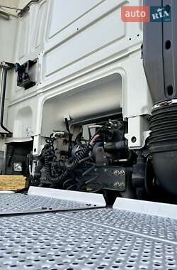 Тягач DAF XF 105 2012 в 