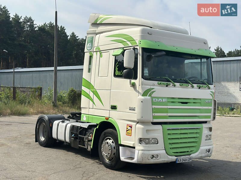 Тягач DAF XF 105 2011 в 