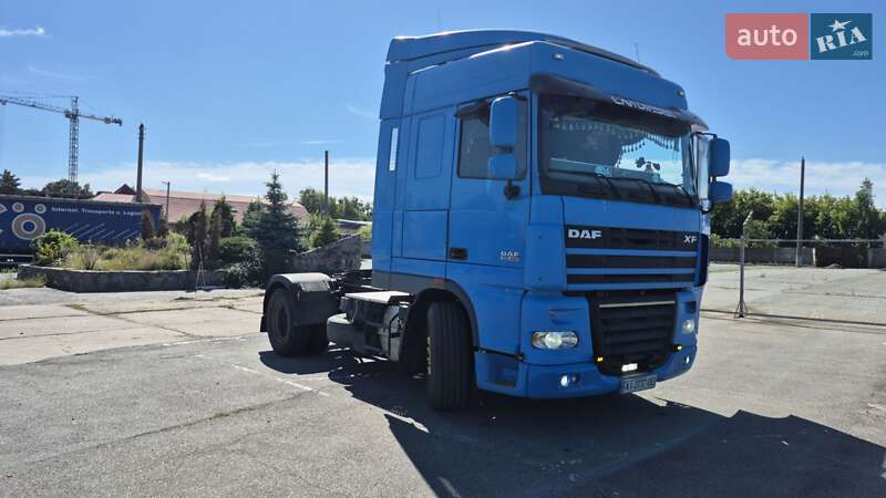 Тягач DAF XF 105 2010 в Василькове