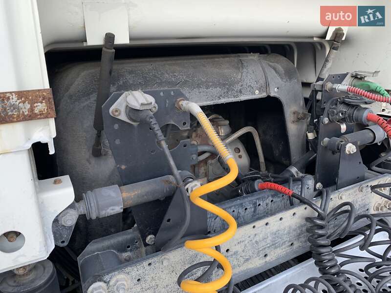 Тягач DAF XF 105 2012 в Запорожье