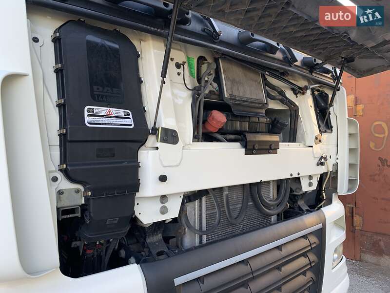 Тягач DAF XF 105 2012 в Запорожье