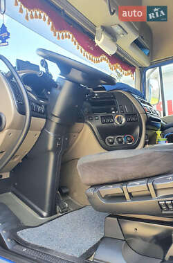 Тентованый DAF XF 105 2013 в 