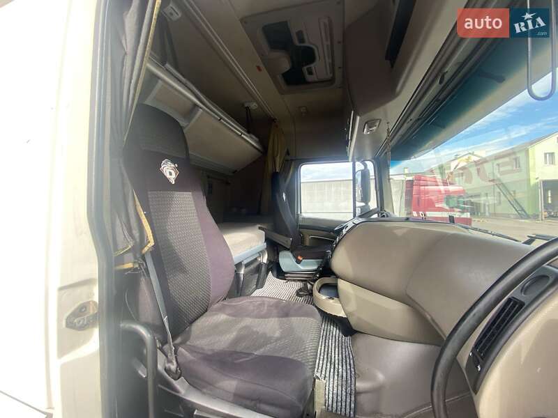 Тягач DAF XF 105 2011 в Ровно