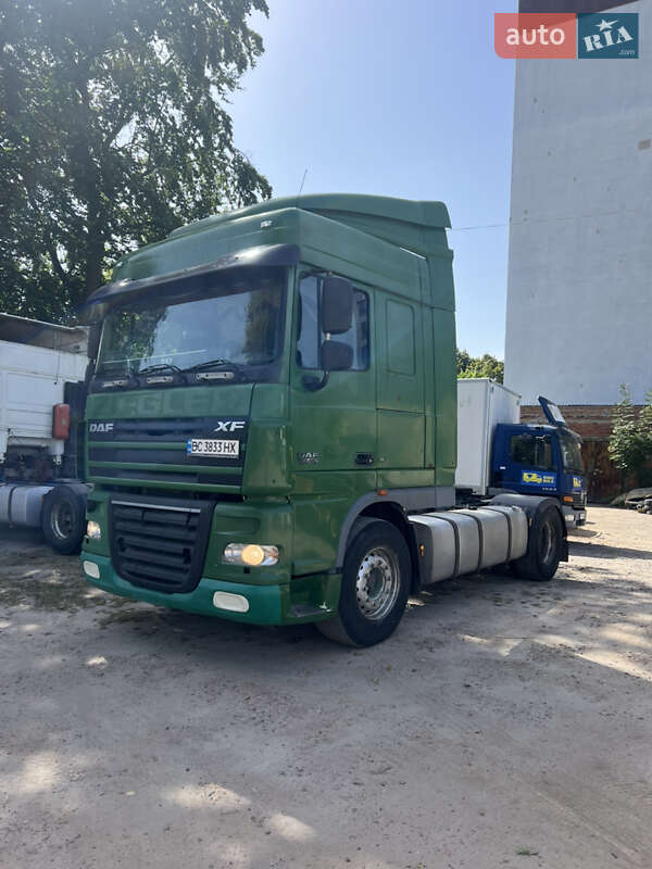 Тягач DAF XF 105 2008 в 