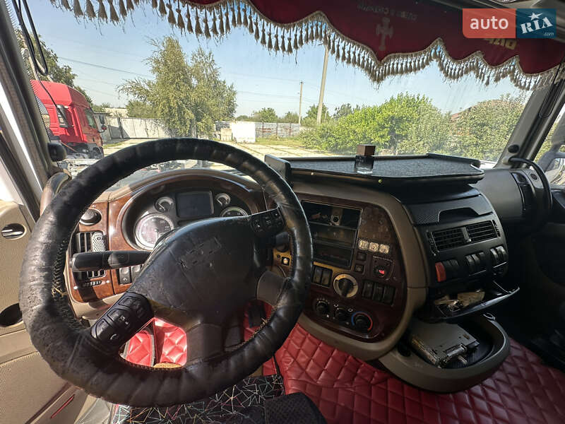 Тягач DAF XF 105 2006 в Полтаве