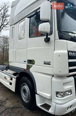 Тягач DAF XF 105 2013 в 