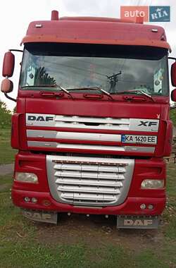 Тягач DAF XF 105 2006 в 