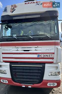Тягач DAF XF 105 2009 в Жовкве