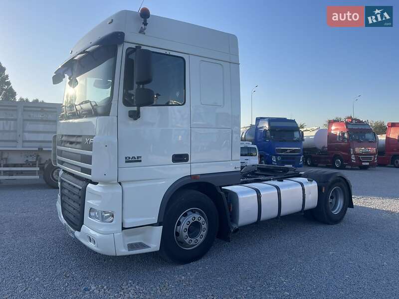 Тягач DAF XF 105 2013 в Виннице