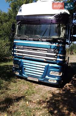 Тягач DAF XF 105 2010 в 