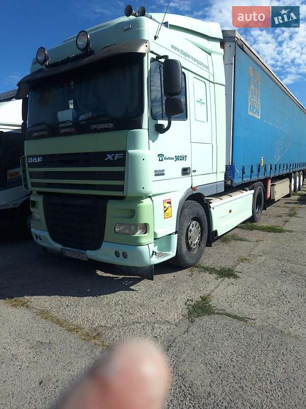 Тягач DAF XF 105 2006 в Дніпрі