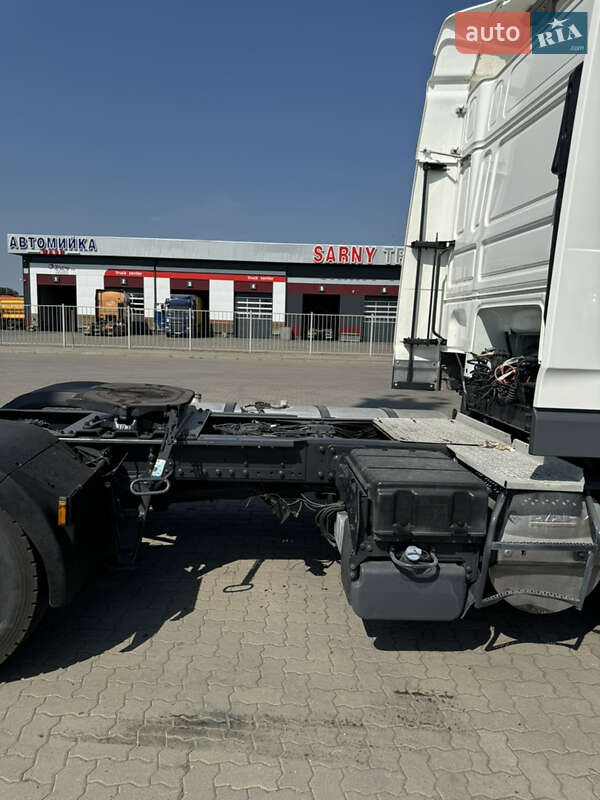 Тягач DAF XF 105 2012 в Сарнах