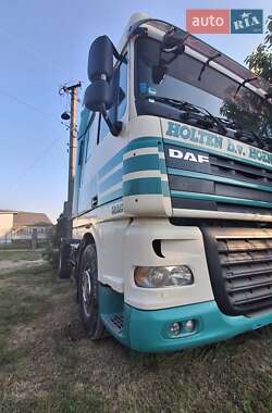 Тягач DAF XF 105 2010 в 