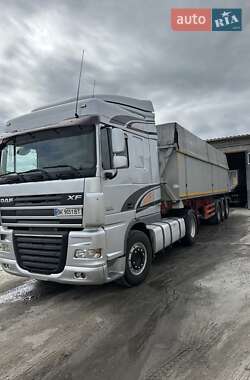 Тягач DAF XF 105 2010 в Остроге
