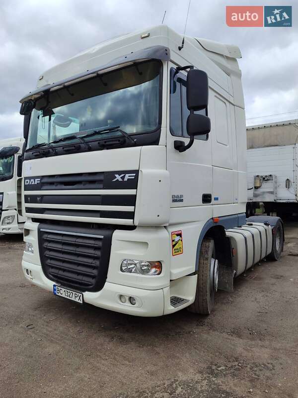 Тягач DAF XF 105 2013 в Львове