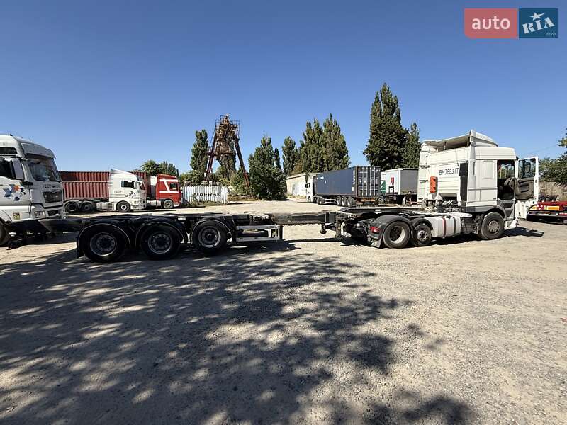 Тягач DAF XF 105 2013 в Одессе