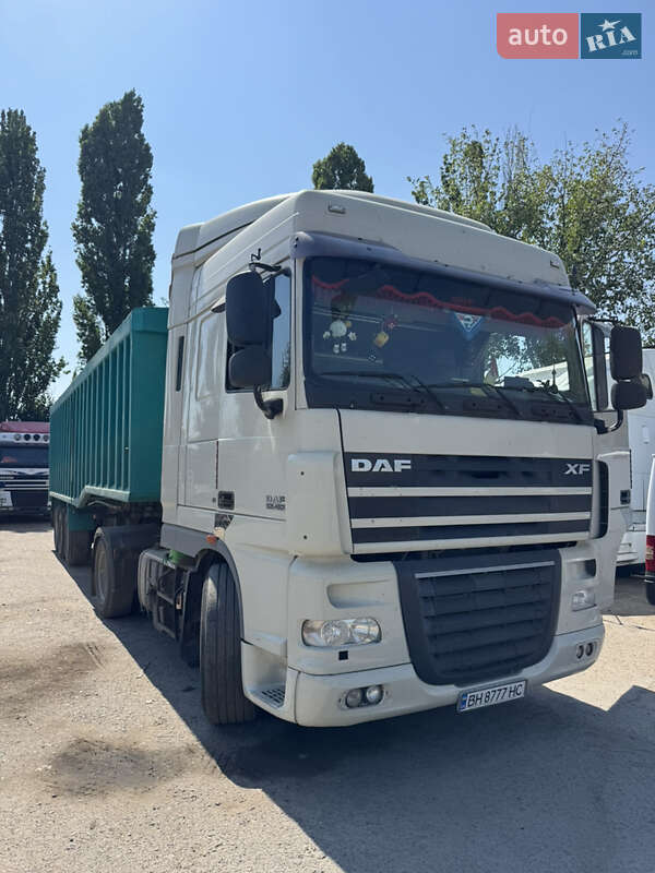 Тягач DAF XF 105 2011 в 