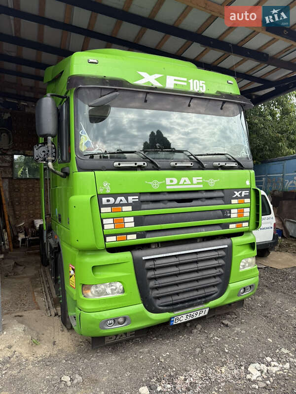 Тягач DAF XF 105 2007 в Львові