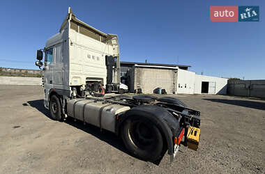 Тягач DAF XF 105 2011 в 